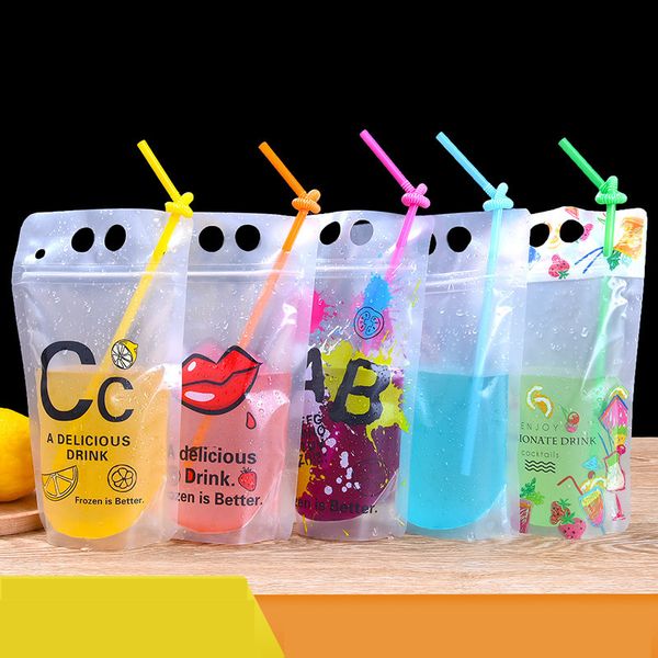 100 Pack New Design 7style 450ml Plastic Drink Packaging Bag Pouch Beverage Juice Milk Coffeewith Handle and Holes for Straw