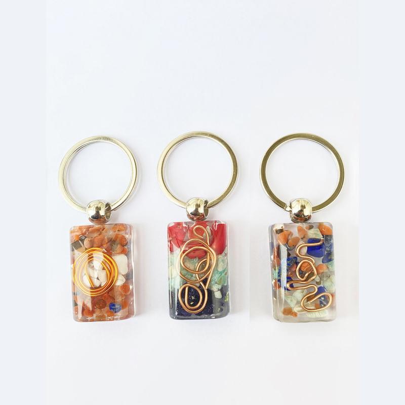 Keychains Retro Reiki Healing Colorful Chips Stone Natural Chakra Orgone Energy Keychain Pendulum Amulet Orgonite Crystal Keyring