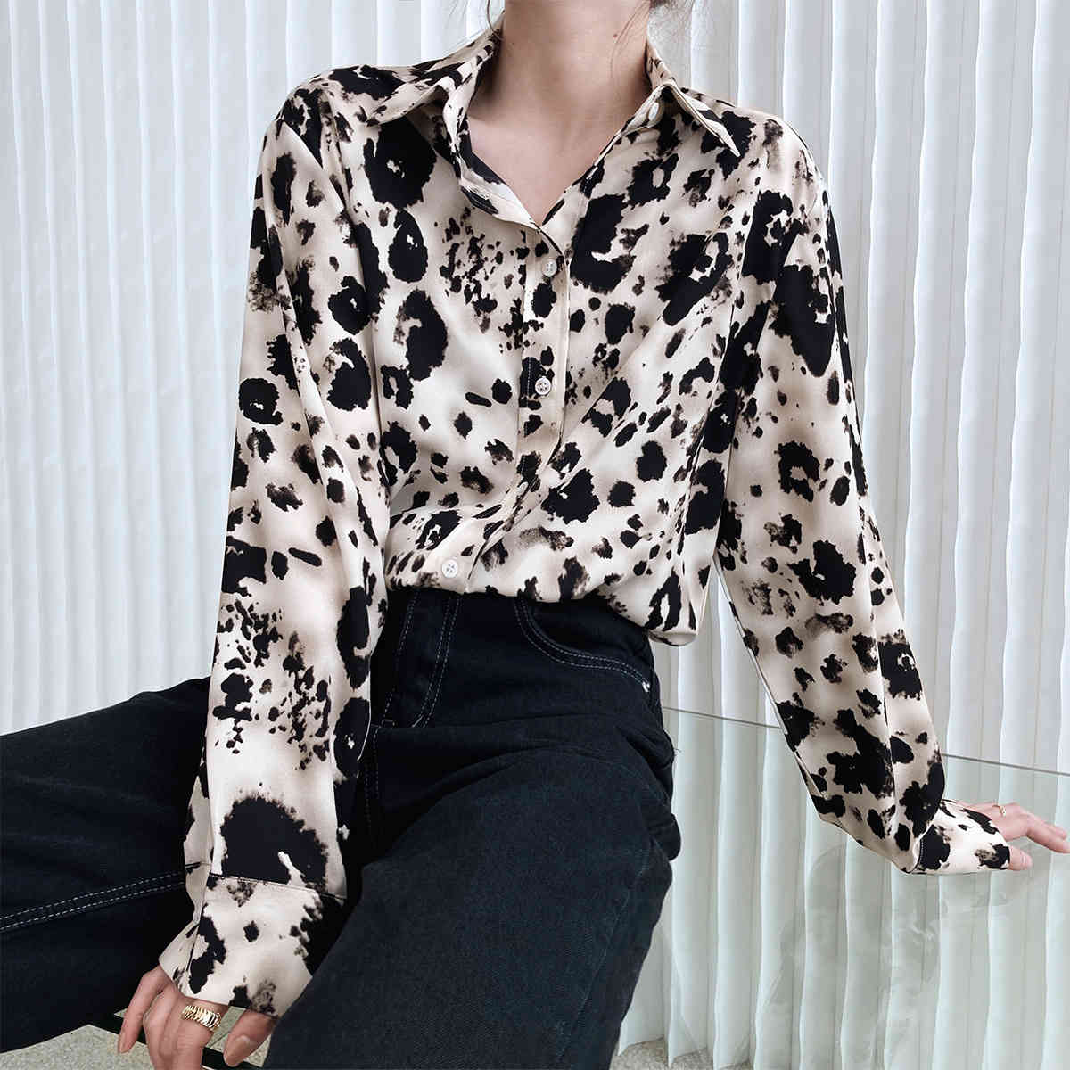 Women&#039;s Blouses & Shirts Fashion Leopard Shirt Spring Loose Lazy Style Lapel Blousers French Light Ripe Long Sleeve Chiffon Top Z6