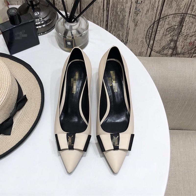 2021 Latest designer women&#039;s sandals single shoes metal logo calf leather upper sheep lining comfortable and not tired feet 3