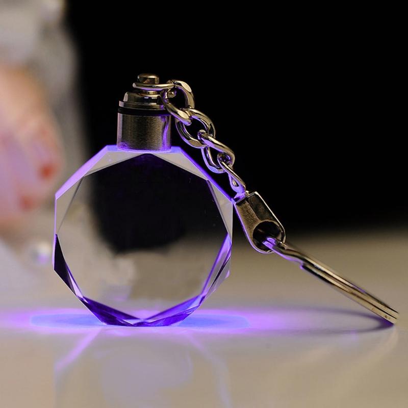 Keychains Creative Luminous Key Chain Cool Custom Made Logo LED Car Ring Excellent Gift For Family Friends 3XUB