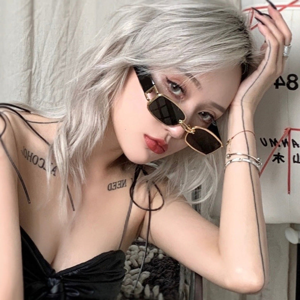 Sunglasses Trend Small Frame For Women Luxury Designer Streetwear Party Gift Eyeglasses Thick Hip Hop Female Eyewear UV400