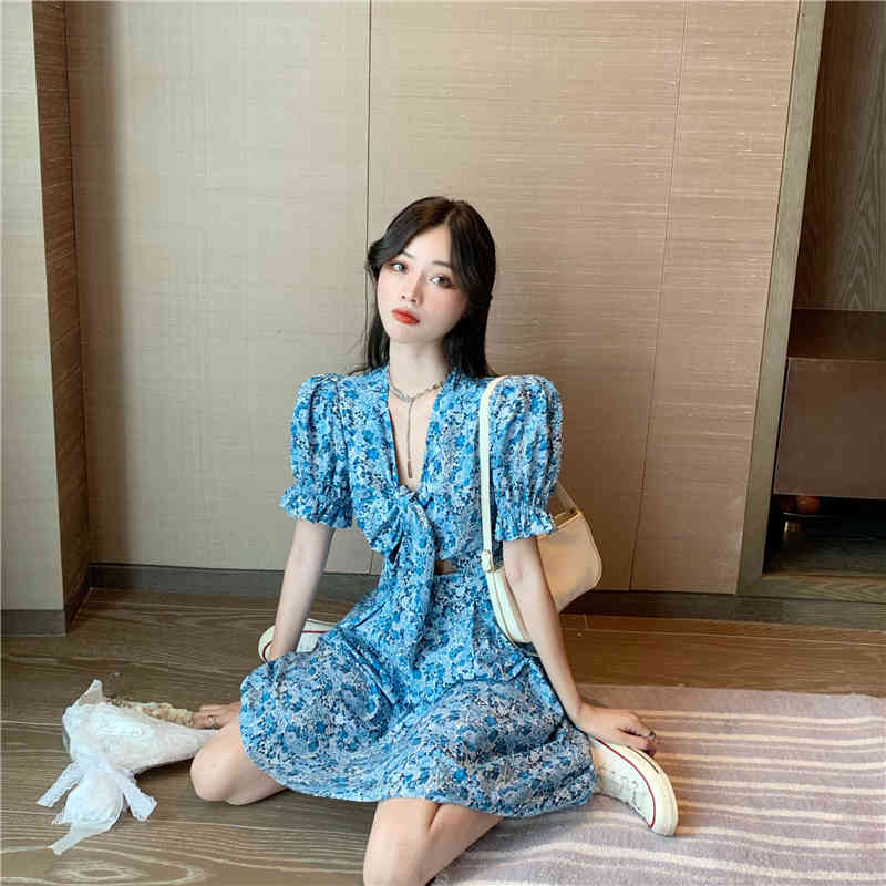 Casual Dresses 2021 New Women&#039;s Short Sleeve Blue And White Porcelain V-neck Bandage A-line Slim Waist French Bubble 5SG8