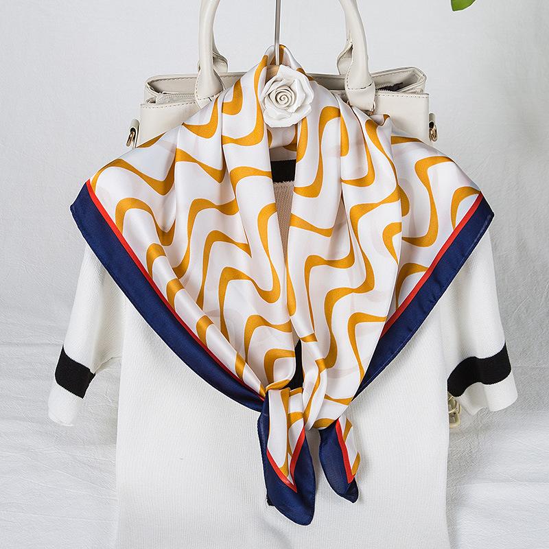 Scarves Satin Silk Scarf For Ladies Wave Stripes Printed Square Head Bandana NeckerChief Handkerchief Girls Fahsion Neck Hair Scarfs