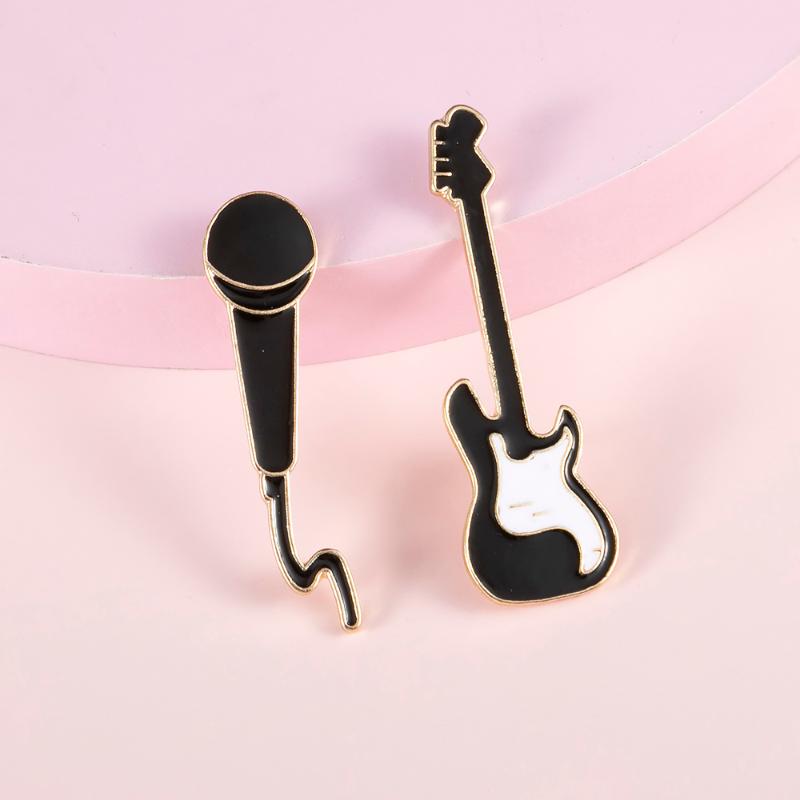 Pins, Brooches Lovely Enamel Brooch Badge Decoration Metal Guitar Microphone Pin Wholesale Jewelry Gifts For Women