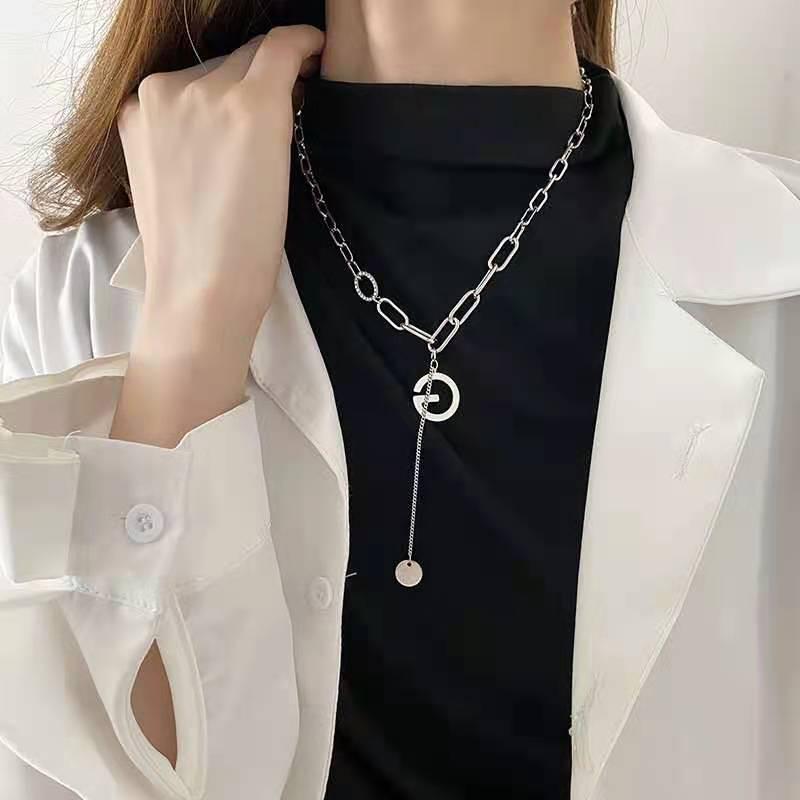 Chokers Korean Design Temperament Metal Letter Sequins Pendant Necklace For Woman Girls Female Top Quality Party Daily Jewelry CN073