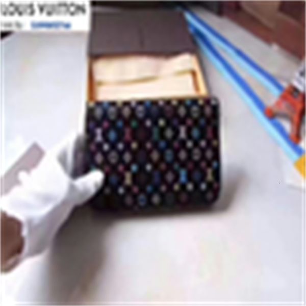 Key Brand Wallets Designer Holders Luxury Wallet M60243 Zipper Phone Wallet Chain Black Pouches Women Card Real Leather Cases Long Purse Clu