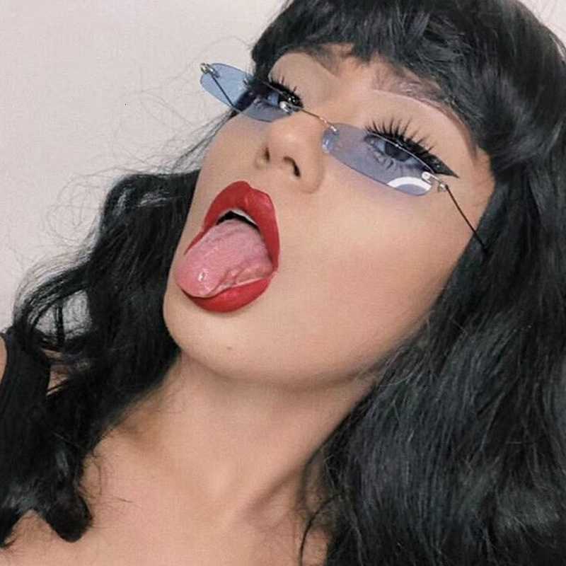 Luxury designer Sunglasses Ladies Clear Lens Rectangle Small Narrow Women2021 Vintage Rimless Womens Mens Red Shades Metal Frames Eyewearoculos