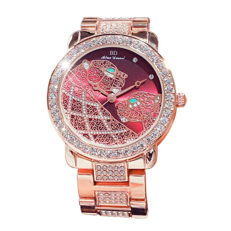 Wristwatches Women Fashion Watch Alloy Case Band Analog Wrist Glittering Diamond Quartz