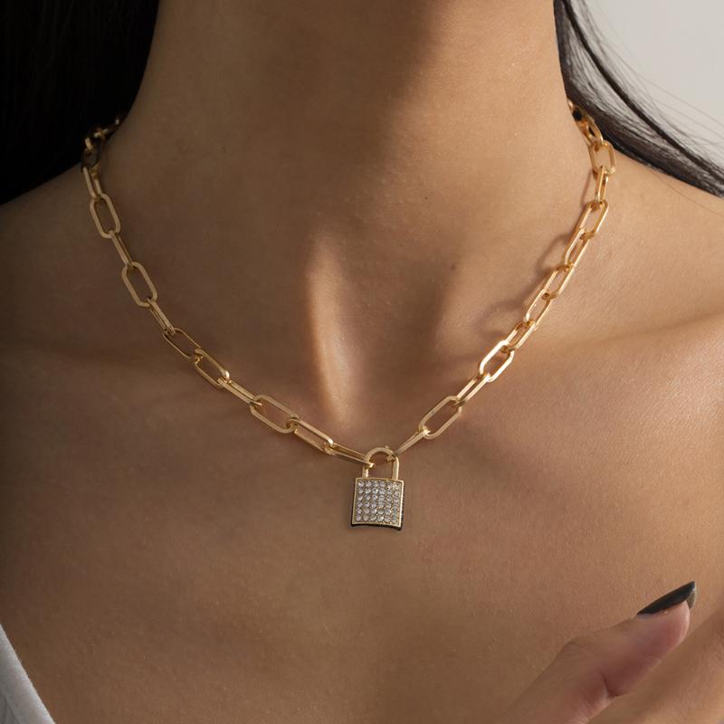 Pendant Necklaces Punk Layered Crystal Lock Chain Necklace Girls Cute Claviclel Chains Women Female Fashion Choker Neck Jewelry