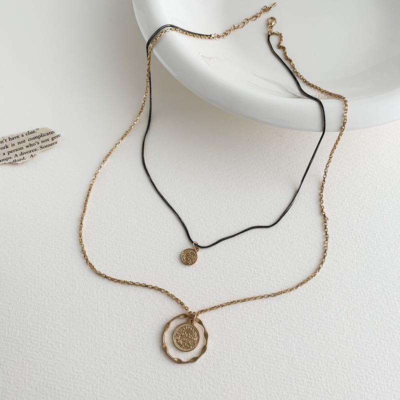 Pendant Necklaces TIMEONLY Statement Double Layered Coin Portrait Black Color Small Hollow Chain Jewellery Simple