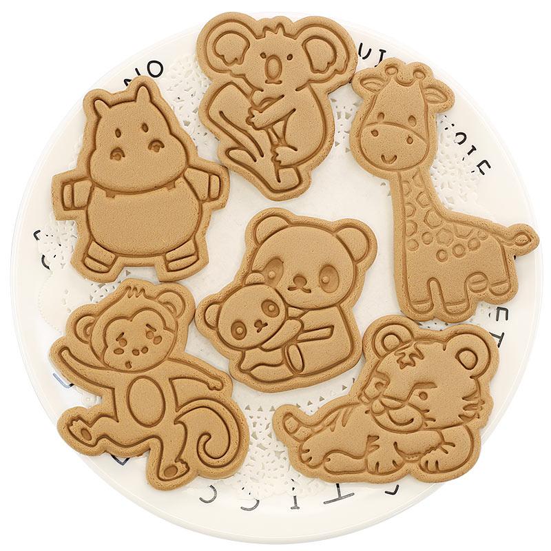Baking Moulds 4pcs 3D Animal Cake Cookie Cutter Plastic DIY Christmas Mould Cartoon Biscuit Decoration Tools