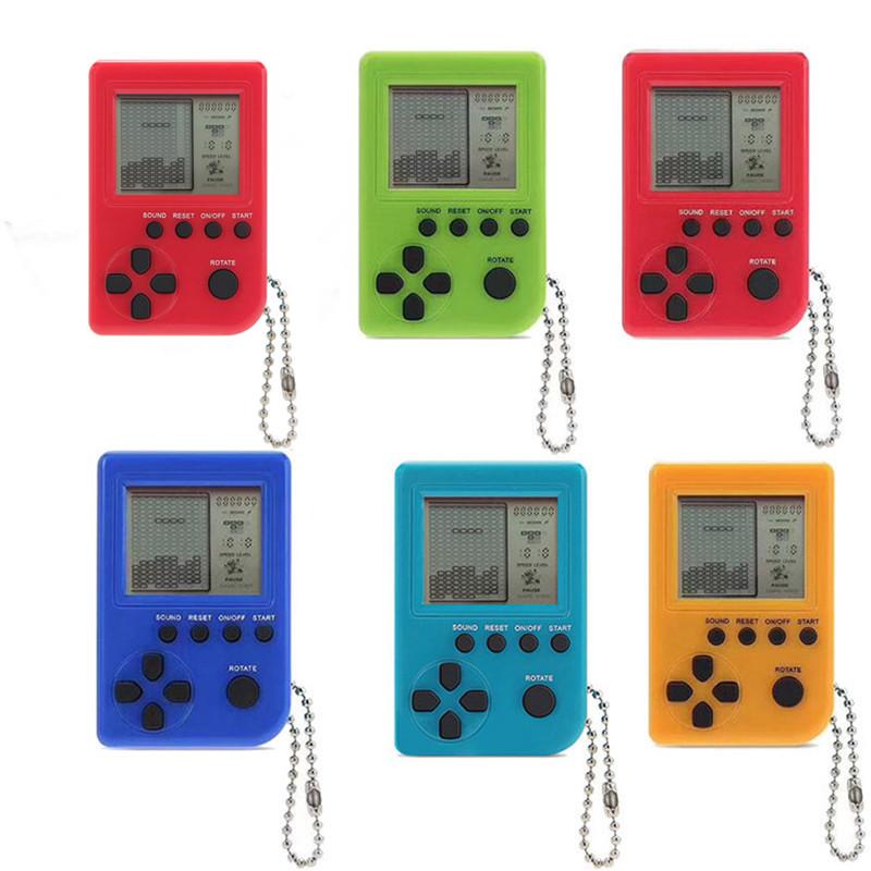 Portable Game Players Random 3 Pcs-6 Pcs Pack Tetris Console Pendant Keychain Built In 26 Games Handheld Mini Consoles
