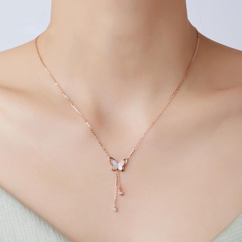 Chokers Delicate Jewelry Butterfly Pendant Necklace Pretty Design Selling High Quality Zircon Chain For Women Gift