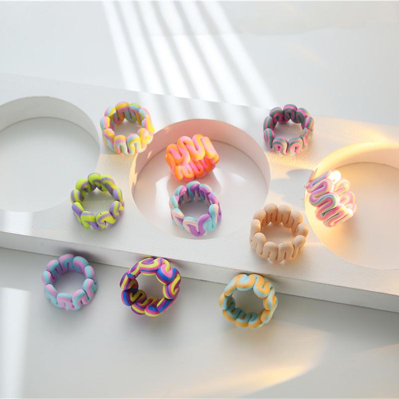 Wedding Rings AOMU 1PC 2021 Fashion Colorful Irregular Round Handmade Hit Color Stripe Ceramic Clay For Women Jewelry Gifts Wide