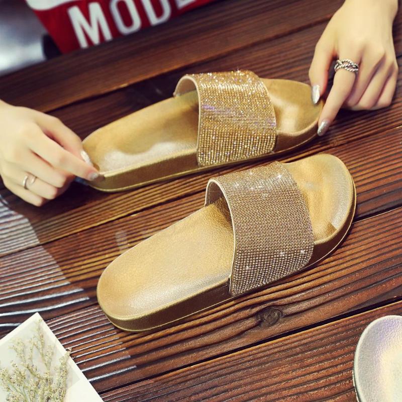 Slippers Summer Women Crystal Glitter Flat Soft Female Flip Flops Indoor Ladies Luxury Bling Rhinestones Slides Beach Shoes