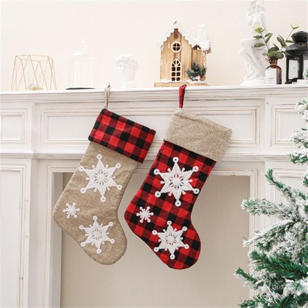 3D Snowflake Checkered Christmas Stockings Xmas-Tree Hanging Decoration Ornaments Gingham Xmas Socks Candy Gift Bag T9I001389