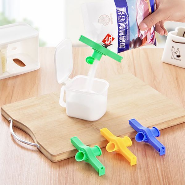 Bag Sealing Clip for Food Coffee Seasoning Snack Bags Creative Reusable Storage Bag Sealer Clamp with Lid Kitchen Tool