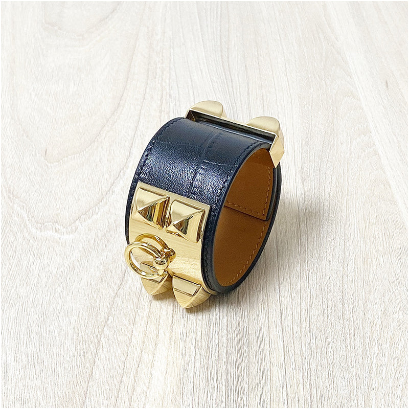 Fashion Jewellery Wholesale Crocodile Pattern Leather Four Nail Rivets Leather Bracelet Exaggerated Punk Wind Wide Bracelet H Bangle Jewelry