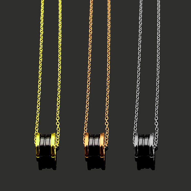 2019 New arrive Fashion Hot Selling Shape Round White&Black Ceramics Pendants Gold Link Chain Necklaces For Women Brand Jewelry Chokers