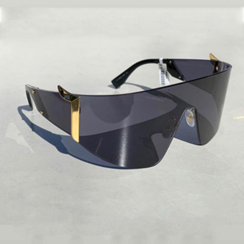 Womens Sunglasses 0382S Curved One-piece Lens Windproof Mirror Ladies Classic Rimless Lary Glasses Black Pink Couple Available With Gold Chain Summe