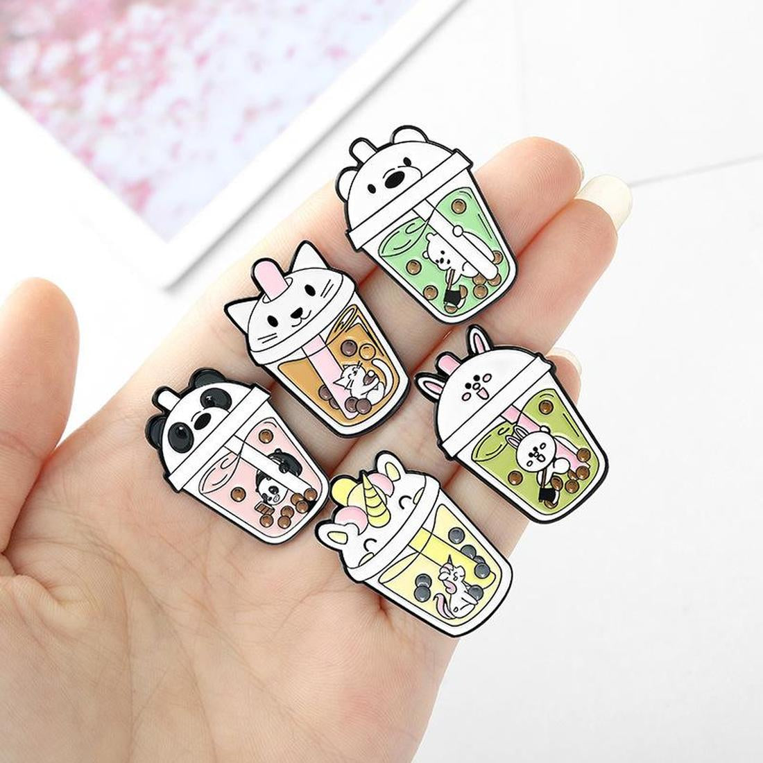 Genuine Cartoon Brooch Bear Cub Bubble Tea Modelling Brooches Lovely Originality Lacquer Badge Accessories 2zb Y2