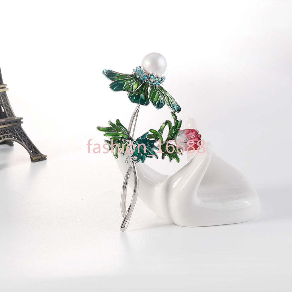 Korean Simple Rose Pearl Inlaid with Diamond Green Leaf Pin Alloy Oil Dripping Water Drill New Style Brooch