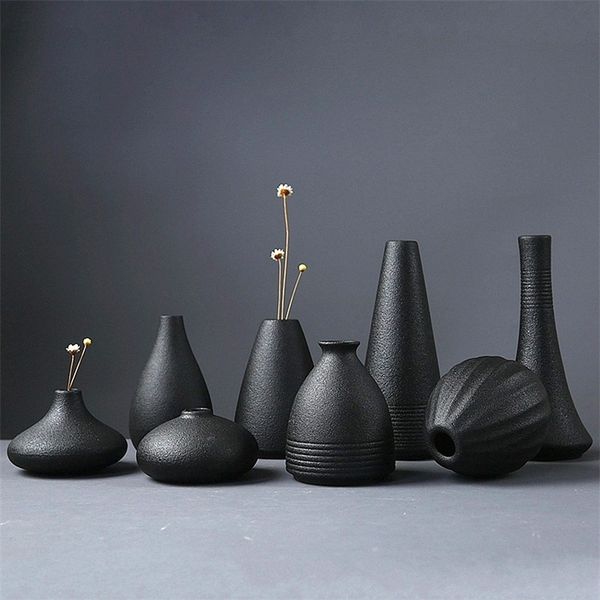2020 Hot Selling New Modern Black Ceramic Flower Arrangement Small Vase Home Decoration Small Vase Tabletop Ornament Crafts LJ201209
