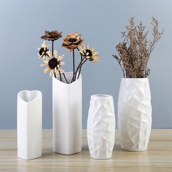 Modern Living Room Bedroom Decorations White Ceramic Vases Home Tabletop Simulation Flower Vases Fashion Wedding Decor Gifts LJ201208