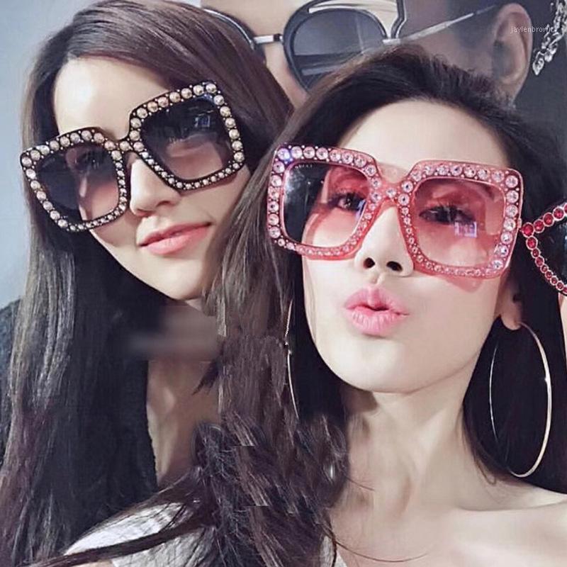 Luxury Square Sunglasses Women Italy Brand Designer Diamond Sun glasses Ladies Vintage Oversized Shades Female Goggle Eyewear1