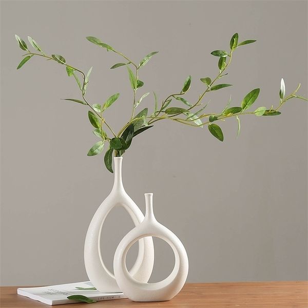 Ceramic Home Crafts Ornaments White Ceramic Vase Small Flower TV Cabinet Wine Cabinet Decorations Vases LJ201210