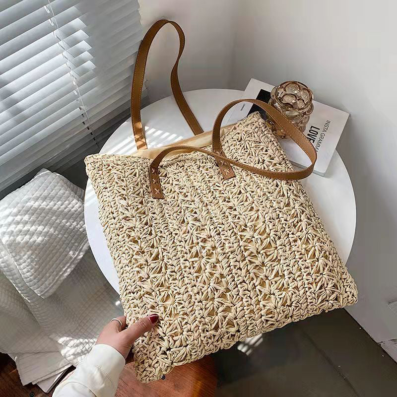 Fashion Bucket Crossbody Straw Bag Women Designers Bags vacation travel tote Knitting Thread Straw Canvas None Versatile Soft seaside beach handbag