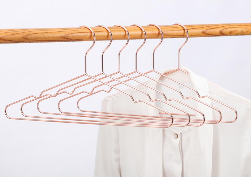 Rose Metal Hangers anti slip traceless nine hole hanger electroplating household roses golden triangle rack