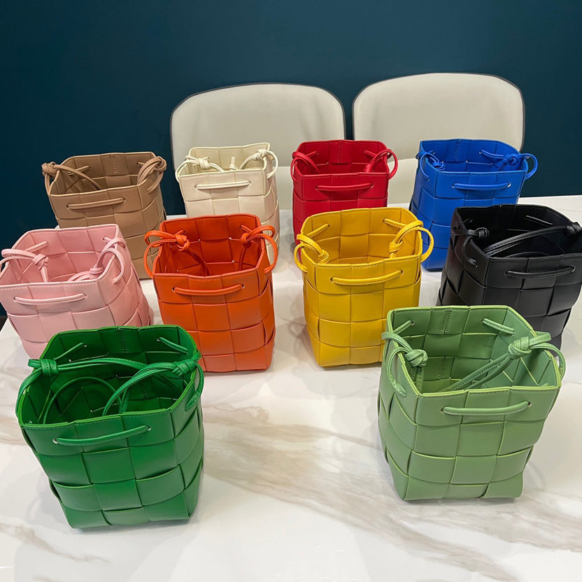 Designers Beach Bags Women Handbags Purses Luxurys Knitting Bag Handbag Multifunction Satchel Messenger Crossbody Multifunctional woven hollow fashi