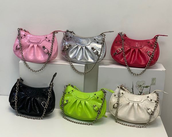 Women Le Cagole Mini Bag Hobo Half Moon Axillary Chain Handbag Women Luxury Designer Motorcycle Saddle Shoulder Crossbody Messenger Mirror C