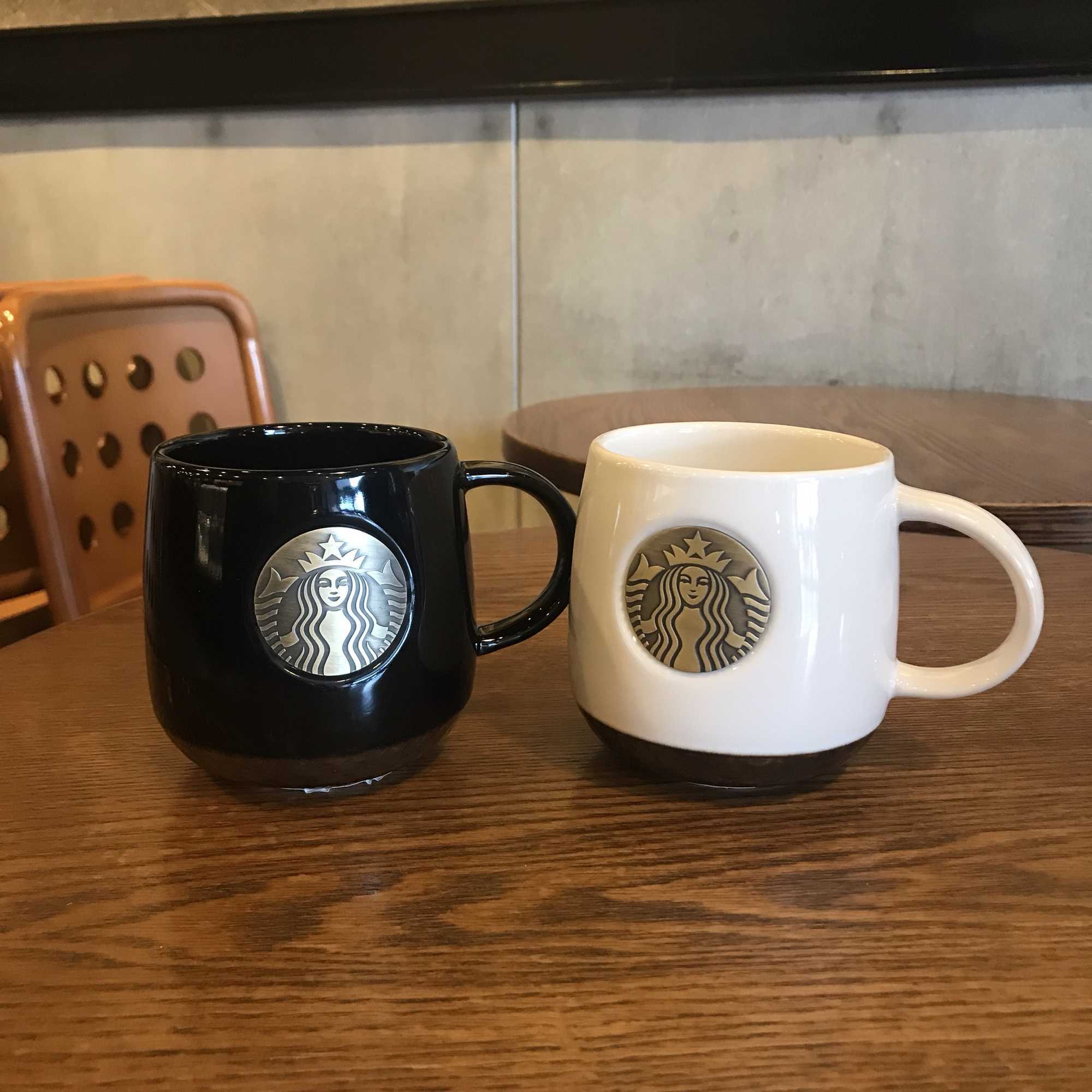 Starbucks cup classic bronze Mermaid black and white ceramic mug water couple coffeeVUTR