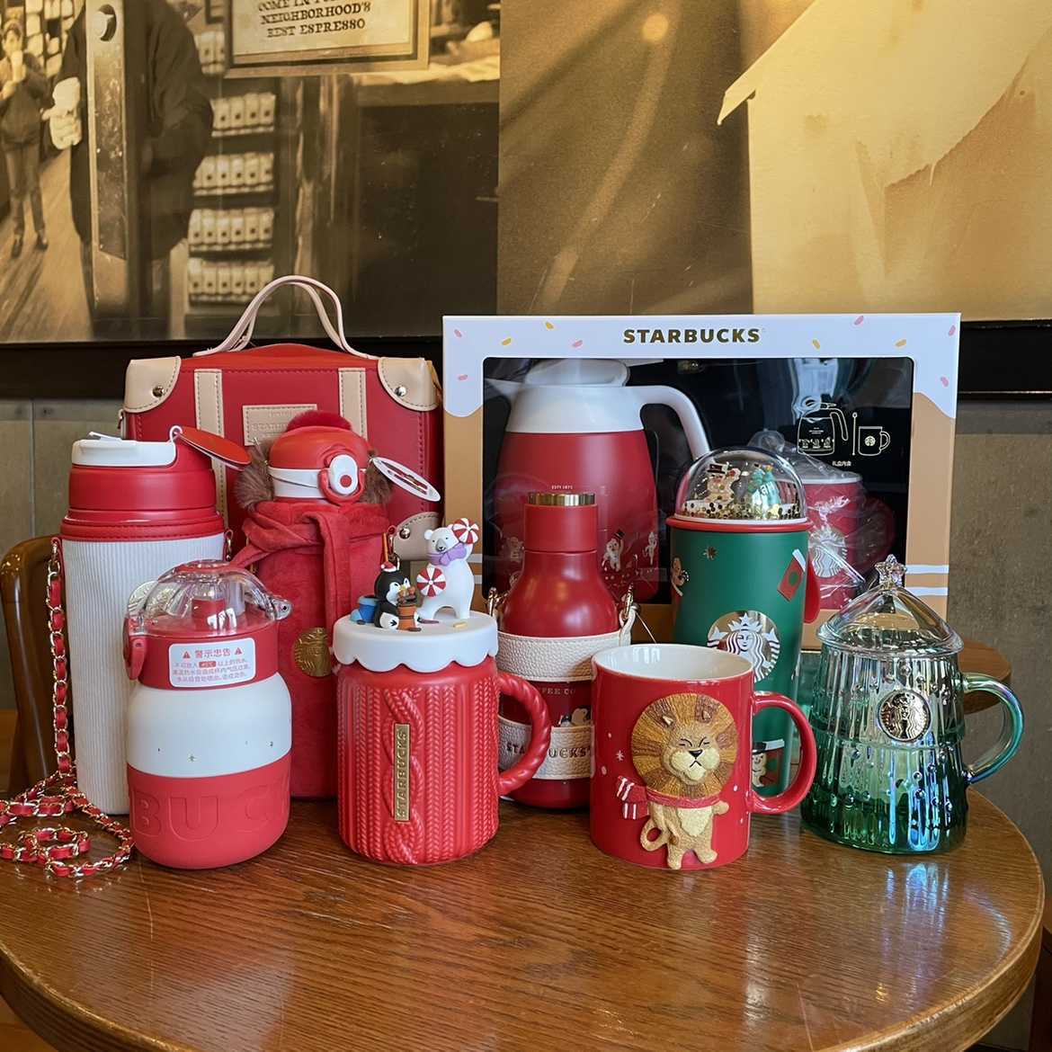 Spot 2021 Starbucks cup Christmas red sweater Gingerbread Man Christmas tree mark Mason straw thermos
