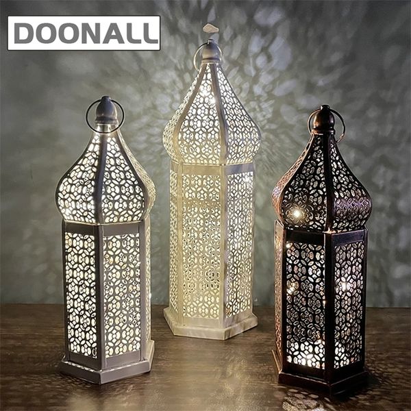 Hollow Retro Lantern Moroccan Boho Hollow-Carved Cordless Portable Desk Lamp Romantic Metal Cage Atmosphere Light for Home Decor 220421