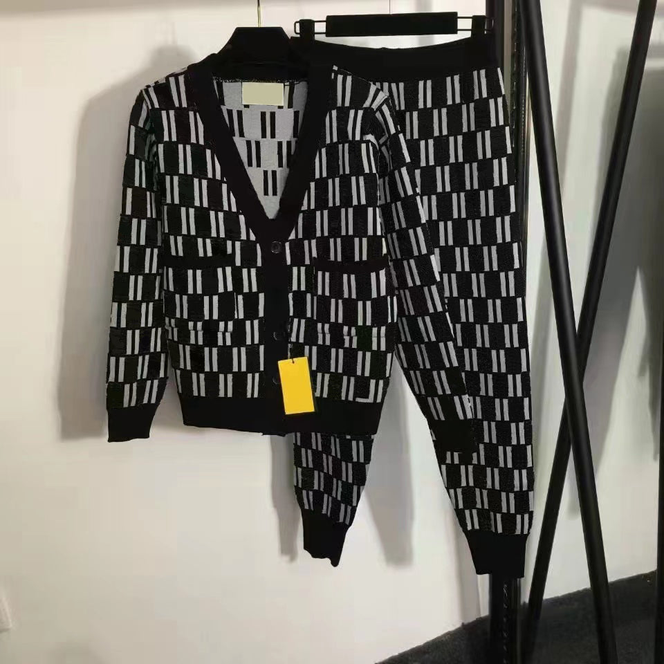 Autumn Suits Womens Knitting Tracksuits Two Pieces Sets Pants Designer Cardigan Jackets Jacquard High-end Casual Long Sleeves Sports Knitted Suit Se