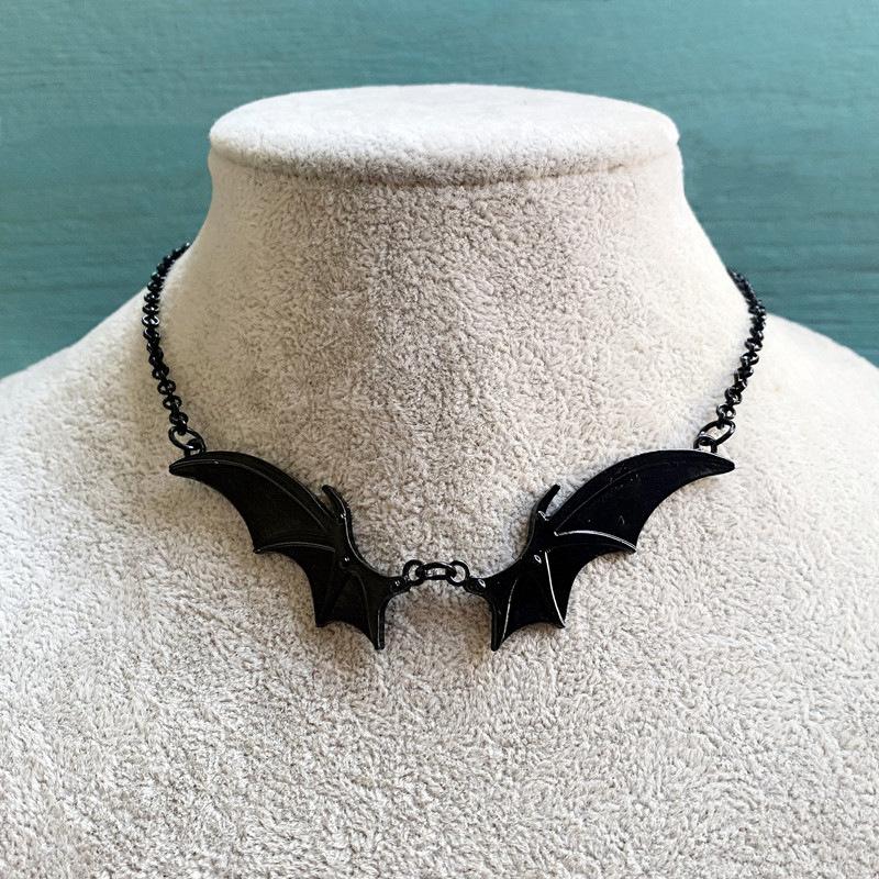 Pendant Necklaces Vintage Gothic Jewelry Bat Vampire Necklace For Women Fashion Creative Party Favor Horror Witchcraft ChokerPendant