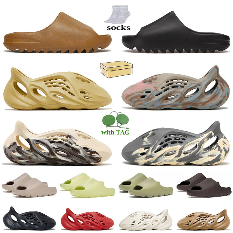 Yeezy Foam Runner Slides Sandals Women Mens Designer Slippers Size 36-47 With Box Socks Ochre Onyx Sulfur Cream Clay Moon Grey Resin Sneaker Runners