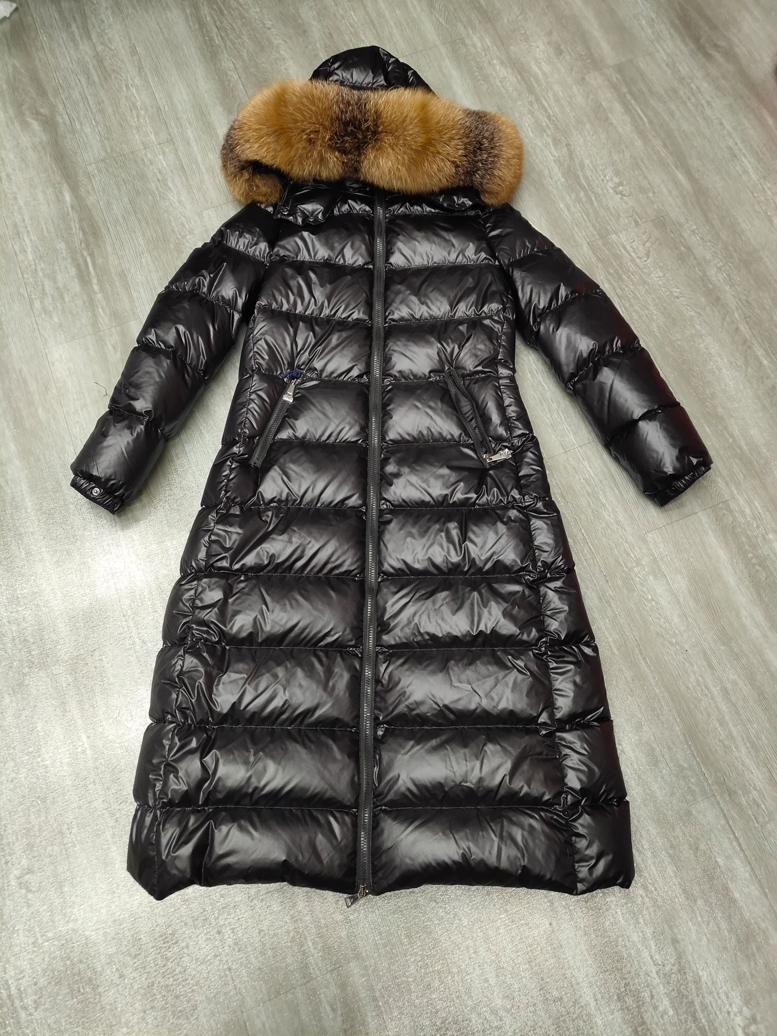 Womens fur collar down jacket mid-length slim puffer jackets epaulette decoration white duck down filling High quality outerwear designer overcoat w