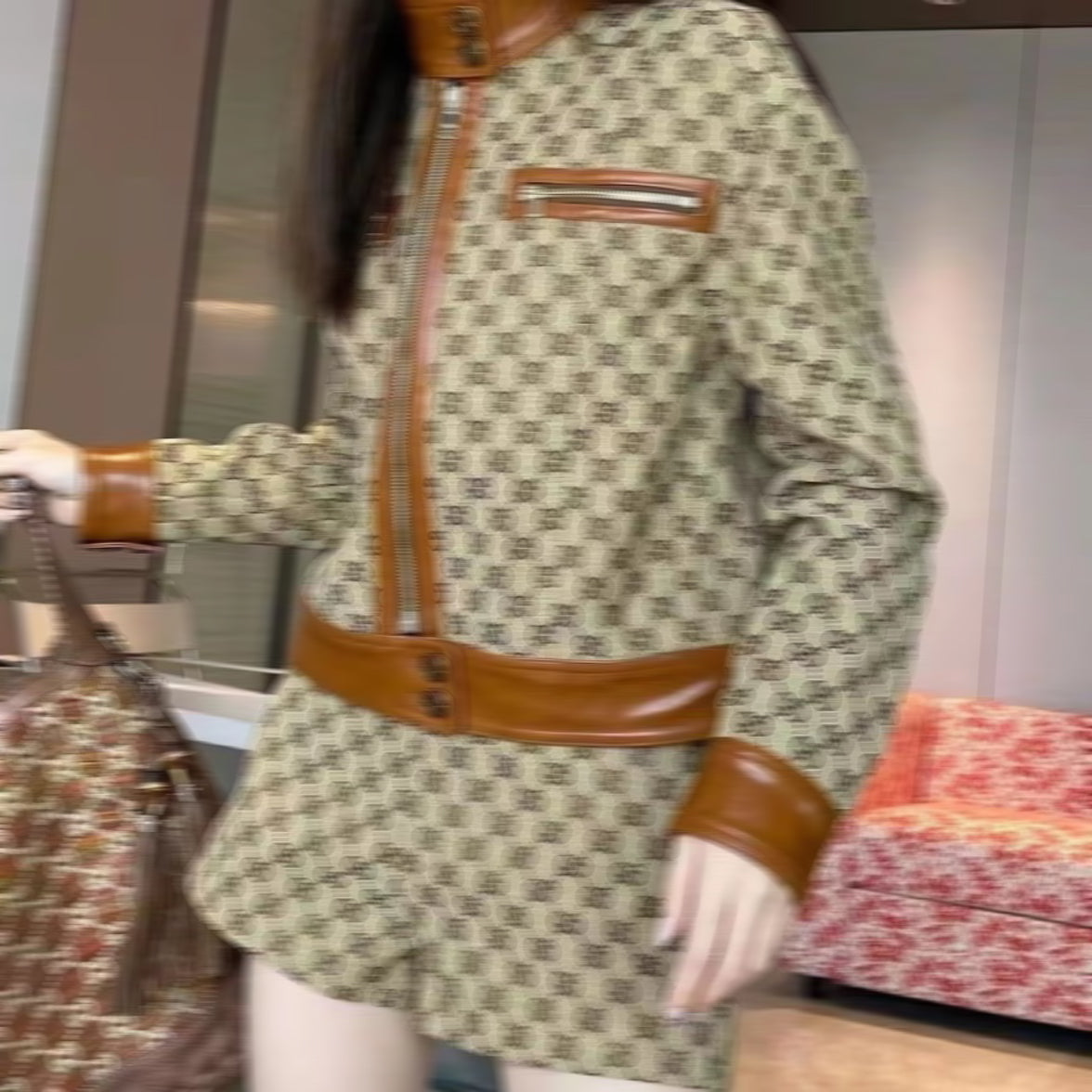 B8803 womens jackets pants shorts designer clothes double g outerwears crew neck luxury brand clothing long sleeves leisure style sportswear with si