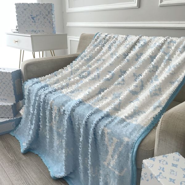 Designer Blanket 150X200cm Brand Letter L Air Fashion Conditioning Travel Bath Towel Soft Winter Fleece Shawl Throw Blankets