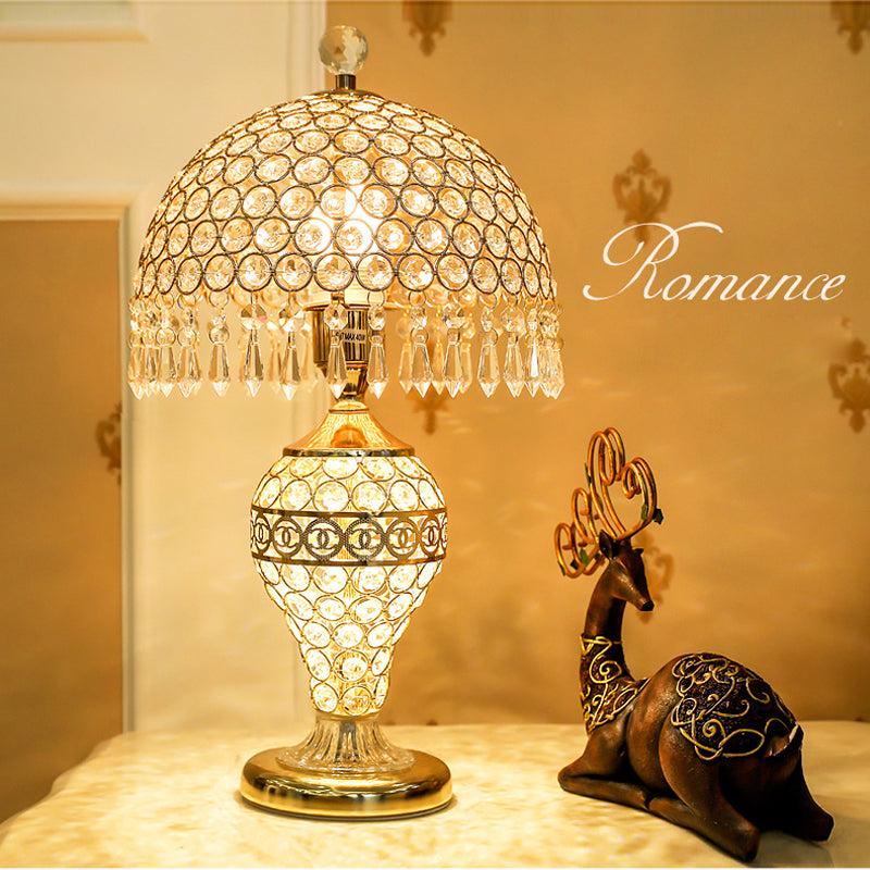 New Crystal Table Lamp Bedroom Bedside lights Romantic Wedding Room Decoration Desk European Gift Modern Living Table Lighting