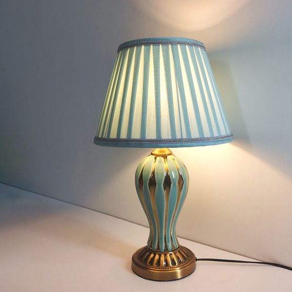 Pastoral Style Ceramic Vase Table Lamp For Bedroom Living Room European retro Study desk lights Fabric Decor Light fixture