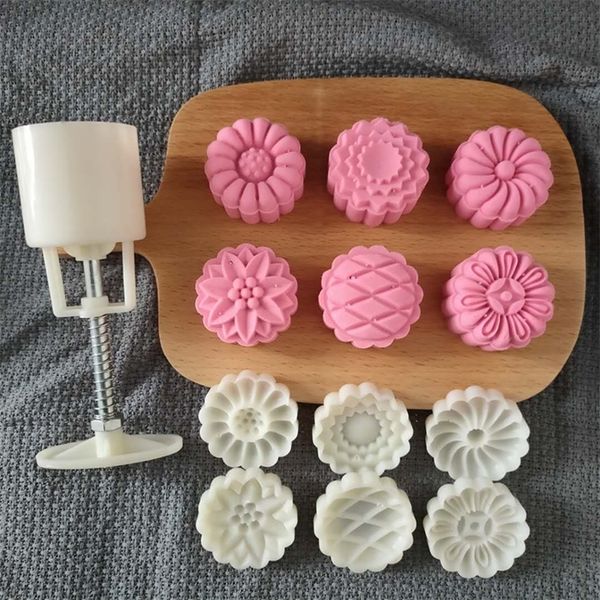 6Pcs-4Pcs Kitchen Supplies 3D Flower Shape 50g Mooncake Moulds Multi Purpose Reusable Festival Cookie Decorate Tool 220517