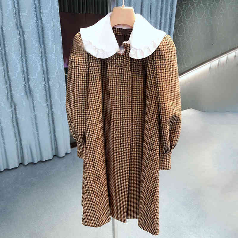 Women&#039;s Jackets French autumn and winter Ruffle doll collar khaki plaid coat bubble long sleeve tweed female