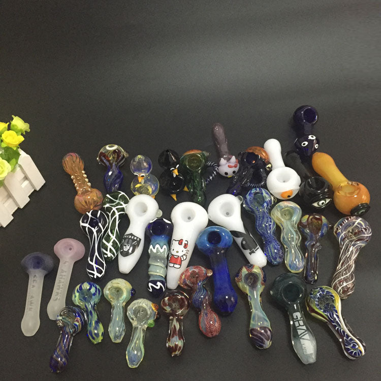 Bong glass spoon pipe Colorful bubblers hand pipes mini for smoking tobacco herb vaporizer the length about 9.5cm many style in stock fast ship