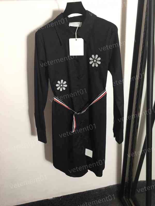 Fashion Womens Dresses Embroidered Flowers Safety Button Tie Waist Cotton Long Sleeve Shirt Dress High Quality Luxury Designer Women Clothing